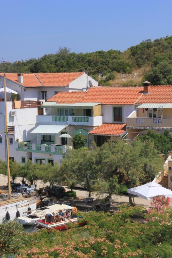 Apartments And Rooms By The Sea Zaglav, Dugi Otok - 8170 Sali Exterior photo